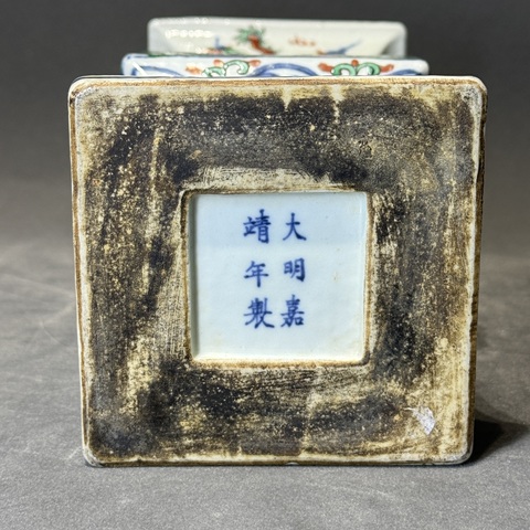 古玩陶瓷花觚真品鑒賞圖