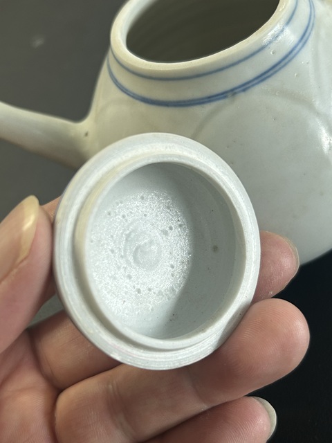 古玩陶瓷青花瓜棱執壺真品鑒賞圖