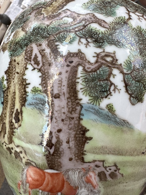 古玩陶瓷馬紋瓶真品鑒賞圖