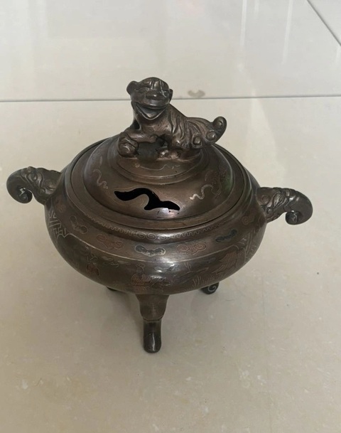 古玩銅器獅子熏爐真品鑒賞圖