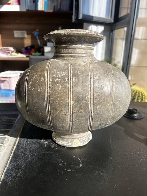 古玩陶瓷弦紋繭形壺真品鑒賞圖