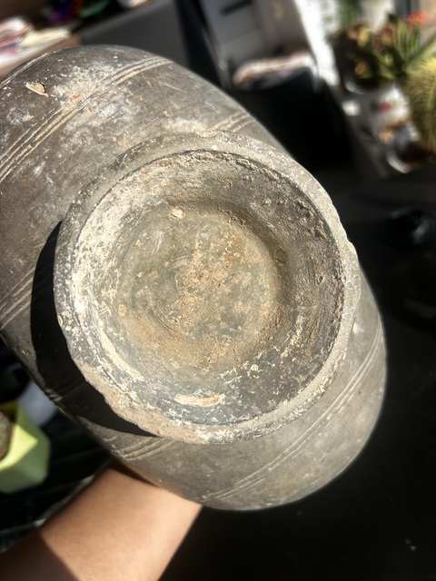 古玩陶瓷弦紋繭形壺真品鑒賞圖