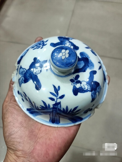 古玩陶瓷青花嬰戲圖罐蓋真品鑒賞圖