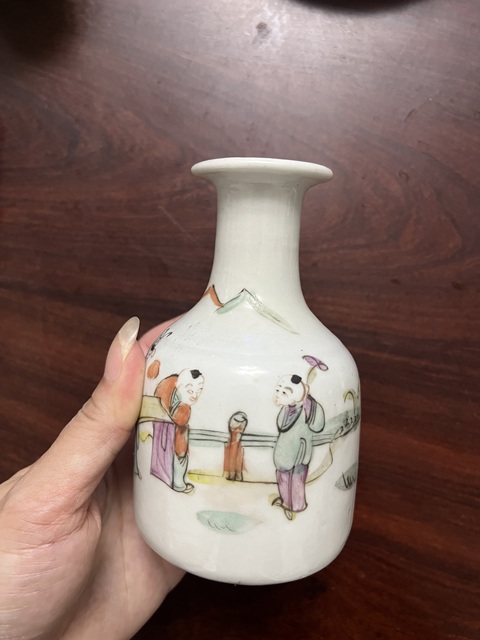 古玩陶瓷粉彩人物故事紋酒壺真品鑒賞圖