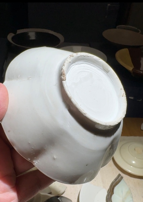 古玩陶瓷五代邢窯花口盞真品鑒賞圖