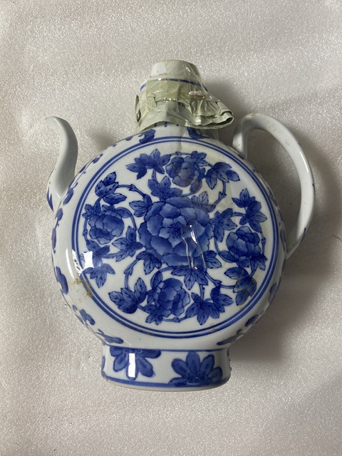 古玩陶瓷青花執(zhí)壺真品鑒賞圖