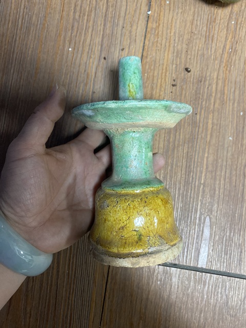 古玩陶瓷三彩燈真品鑒賞圖