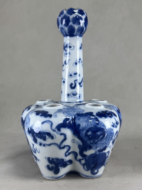 古玩陶瓷青花五孔花插真品鑒賞圖