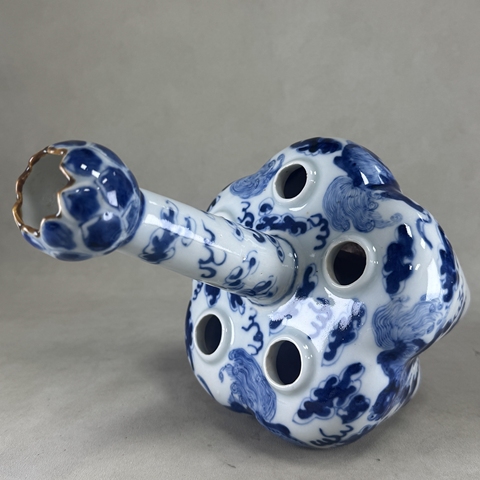 古玩陶瓷青花五孔花插真品鑒賞圖