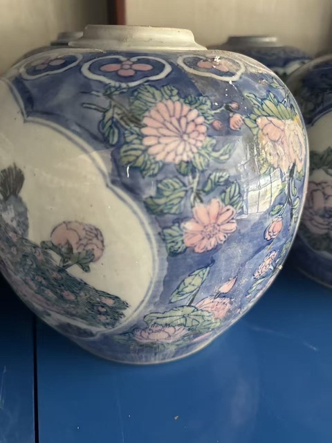 古玩陶瓷花鳥紋罐真品鑒賞圖