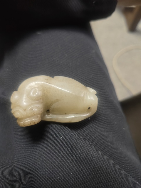古玩玉器和田玉雕“瑞獸”真品鑒賞圖