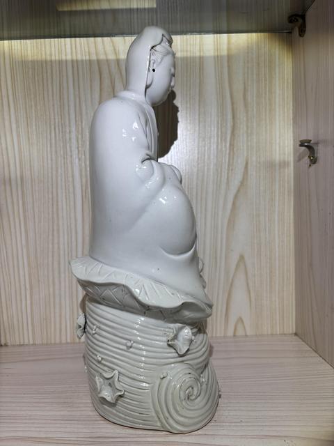 古玩陶瓷德化白瓷觀音瓷塑像真品鑒賞圖