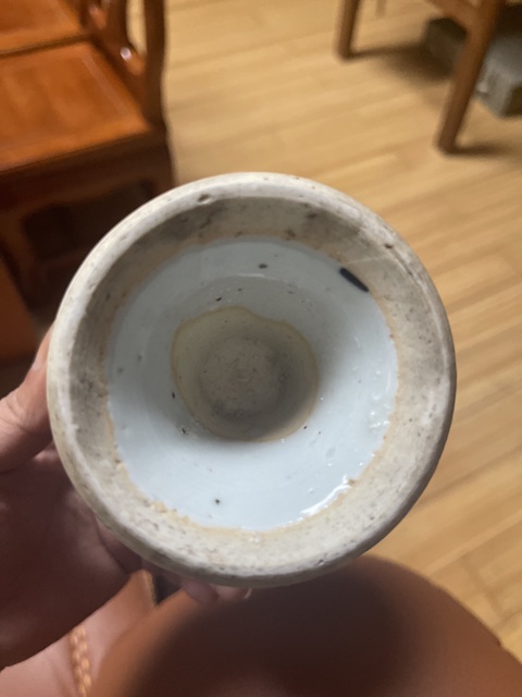 古玩陶瓷山水紋青花豆真品鑒賞圖