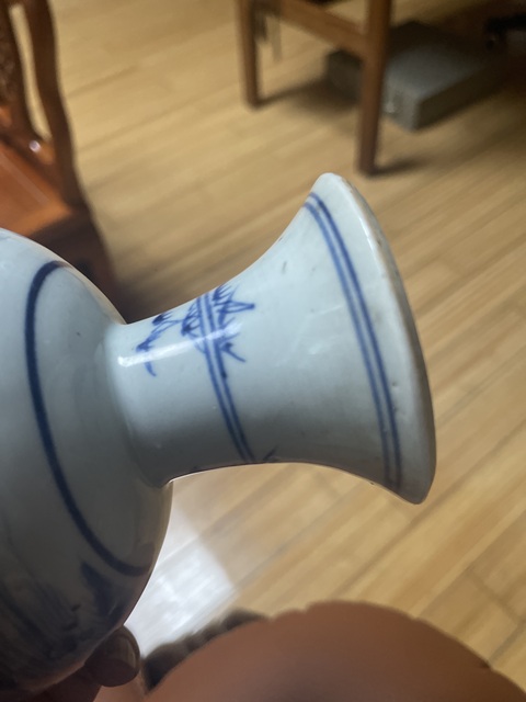 古玩陶瓷山水紋青花豆真品鑒賞圖