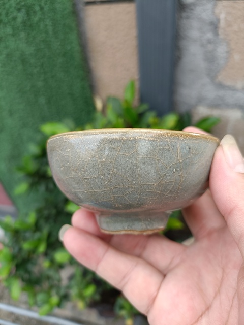 古玩陶瓷龍泉青瓷芒口盞真品鑒賞圖