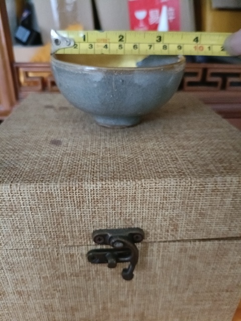 古玩陶瓷龍泉青瓷芒口盞真品鑒賞圖