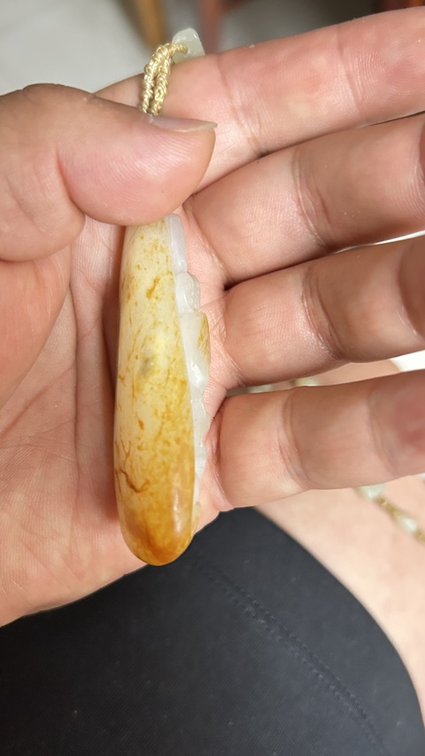 古玩玉器天然和田玉籽料雕件真品鑒賞圖