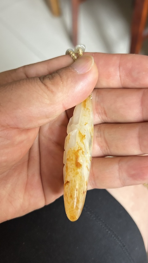 古玩玉器天然和田玉籽料雕件真品鑒賞圖