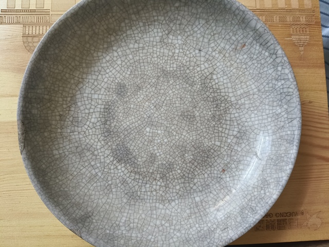 古玩陶瓷哥釉盤真品鑒賞圖