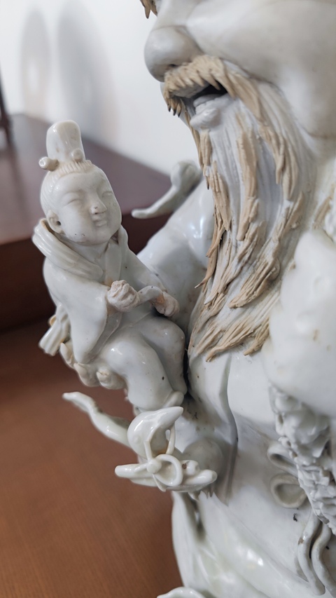 古玩陶瓷白釉壽星造像真品鑒賞圖