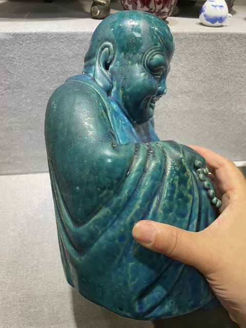 古玩陶瓷孔雀藍釉彌勒笑佛真品鑒賞圖