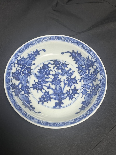 古玩陶瓷福壽三多紋青花盤真品鑒賞圖