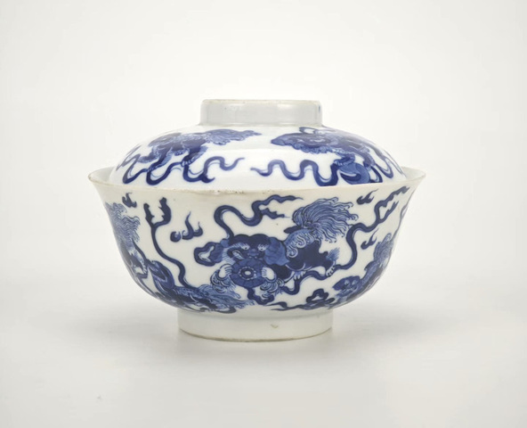 古玩陶瓷青化獅子紋蓋碗真品鑒賞圖
