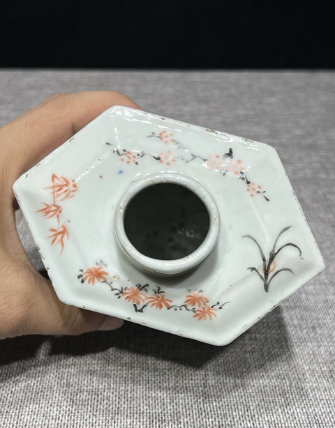 古玩陶瓷晚清墨彩八仙人物六方型茶葉罐拍賣，當前價格3777元