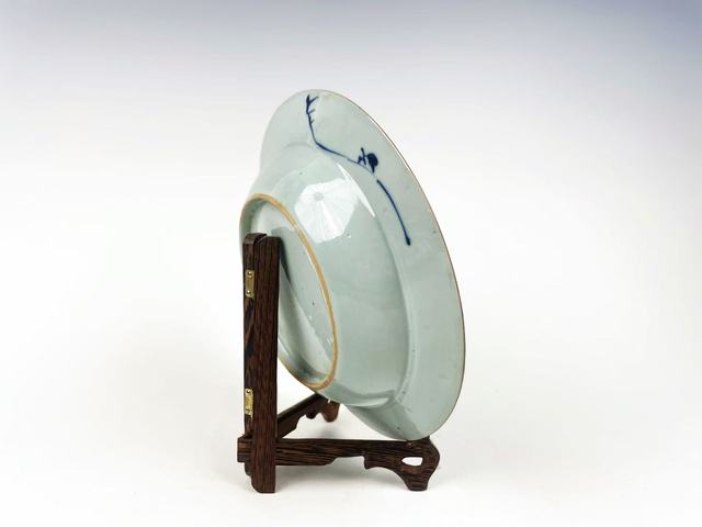 古玩陶瓷清康熙·青花博古八寶折沿盤拍賣，當(dāng)前價(jià)格0元