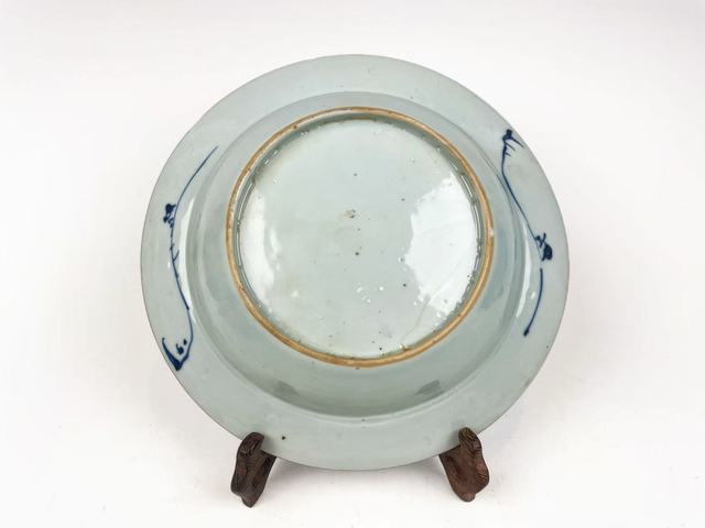 古玩陶瓷清康熙·青花博古八寶折沿盤拍賣，當(dāng)前價(jià)格0元