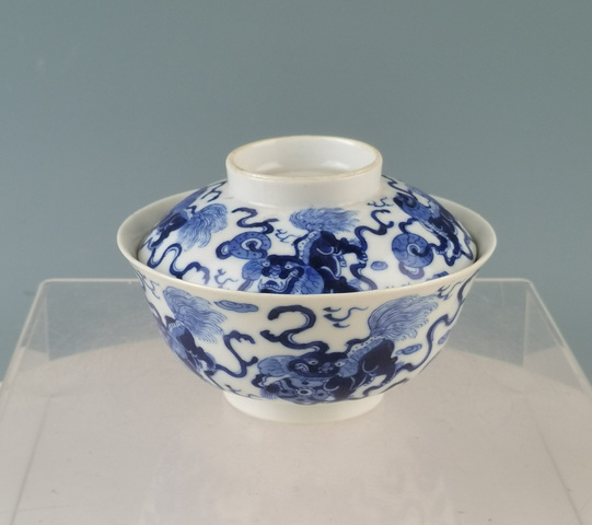 古玩陶瓷青化獅子紋蓋碗真品鑒賞圖