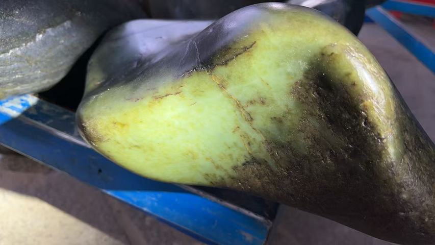 古玩玉器和田玉籽料原石真品鑒賞圖