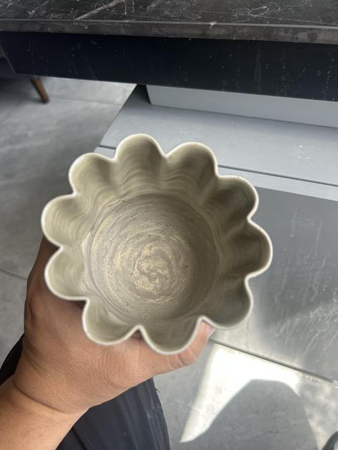古玩陶瓷五代耀州窯青瓷花口尊真品鑒賞圖