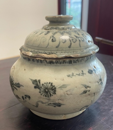 古玩陶瓷青花蓋罐真品鑒賞圖
