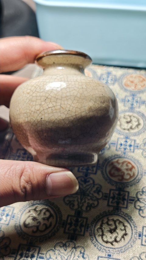 古玩陶瓷哥釉石榴尊真品鑒賞圖