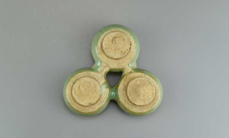 古玩陶瓷精品:明清綠釉三連洗（文房雅器）拍賣，當前價格76元