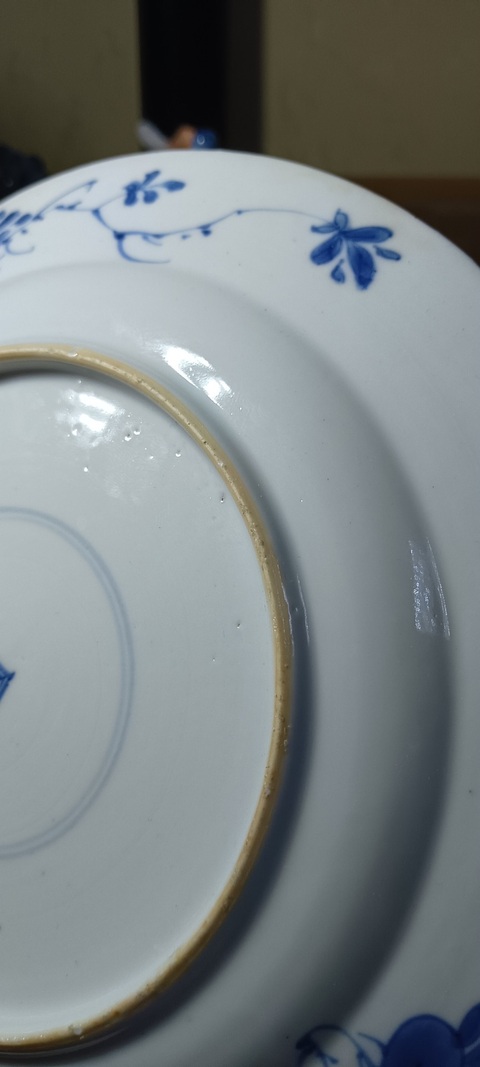 古玩陶瓷康熙青花盤真品鑒賞圖