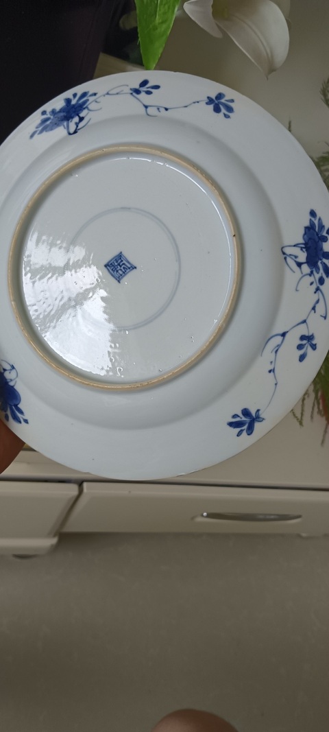古玩陶瓷康熙青花盤真品鑒賞圖