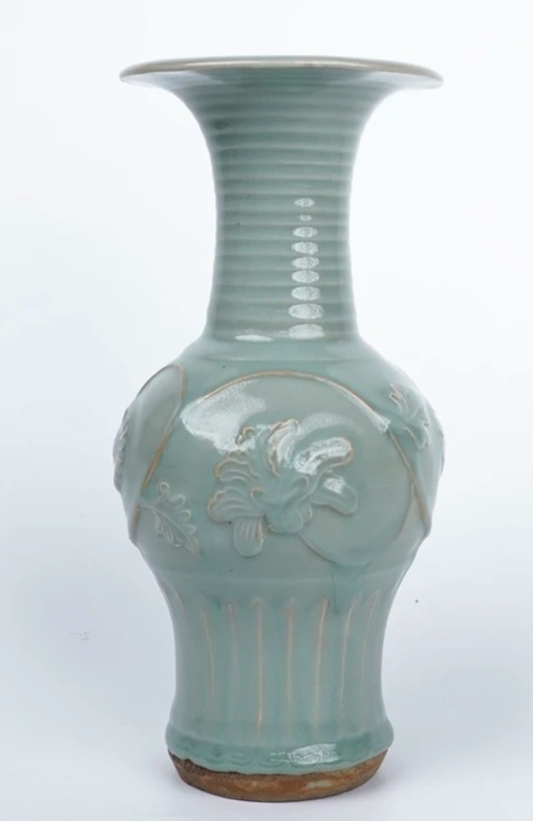古玩陶瓷元明龍泉窯鳳尾尊真品鑒賞圖