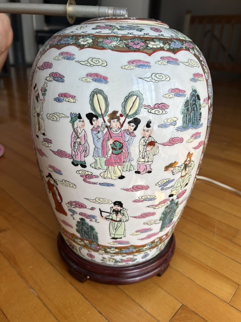 古玩陶瓷粉彩人物冬瓜罐真品鑒賞圖
