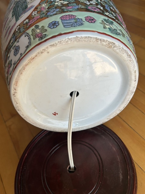 古玩陶瓷粉彩人物冬瓜罐真品鑒賞圖