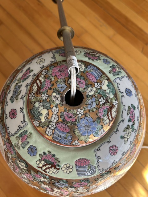 古玩陶瓷粉彩人物冬瓜罐真品鑒賞圖