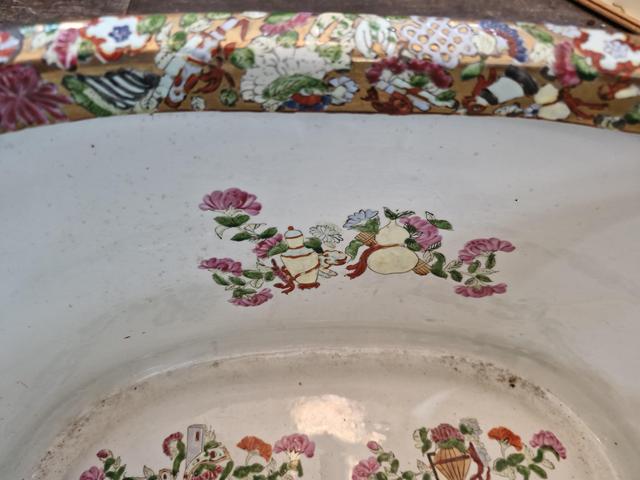 古玩陶瓷廣彩花鳥紋雙耳盆真品鑒賞圖