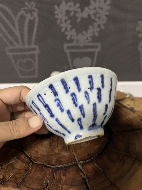 古玩陶瓷梵字紋青花杯真品鑒賞圖