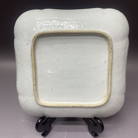 古玩陶瓷人物紋廣彩盤真品鑒賞圖