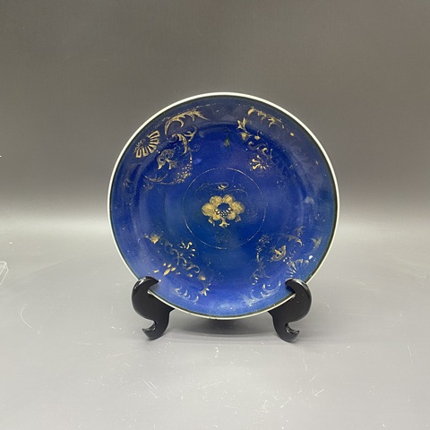古玩陶瓷霽藍(lán)釉描金盤(pán)真品鑒賞圖