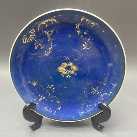 古玩陶瓷霽藍(lán)釉描金盤(pán)真品鑒賞圖