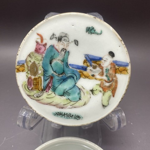 古玩陶瓷人物紋蓋盒真品鑒賞圖