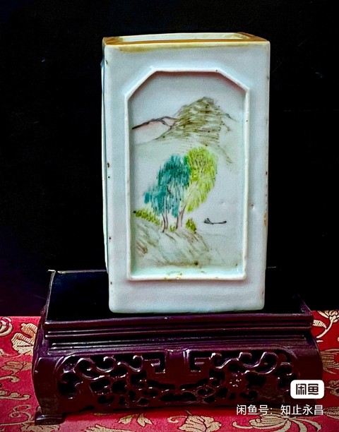 古玩陶瓷淺絳彩山水人物筆筒真品鑒賞圖