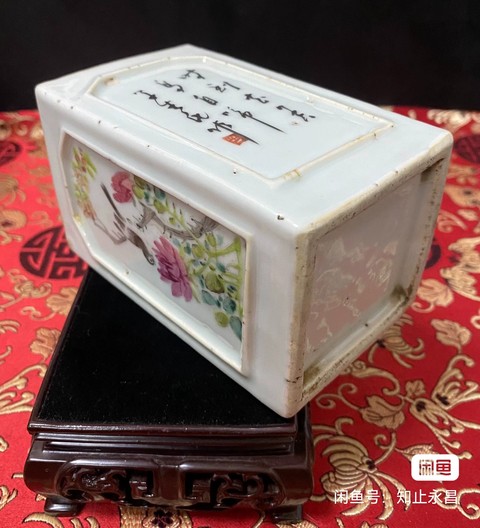 古玩陶瓷淺絳彩山水人物筆筒真品鑒賞圖